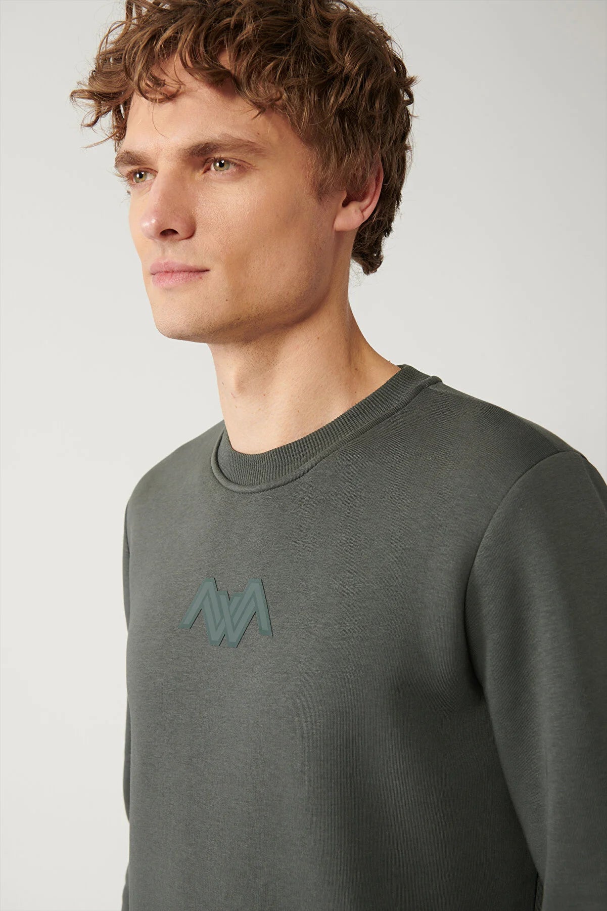 AVVA SWEATSHIRT