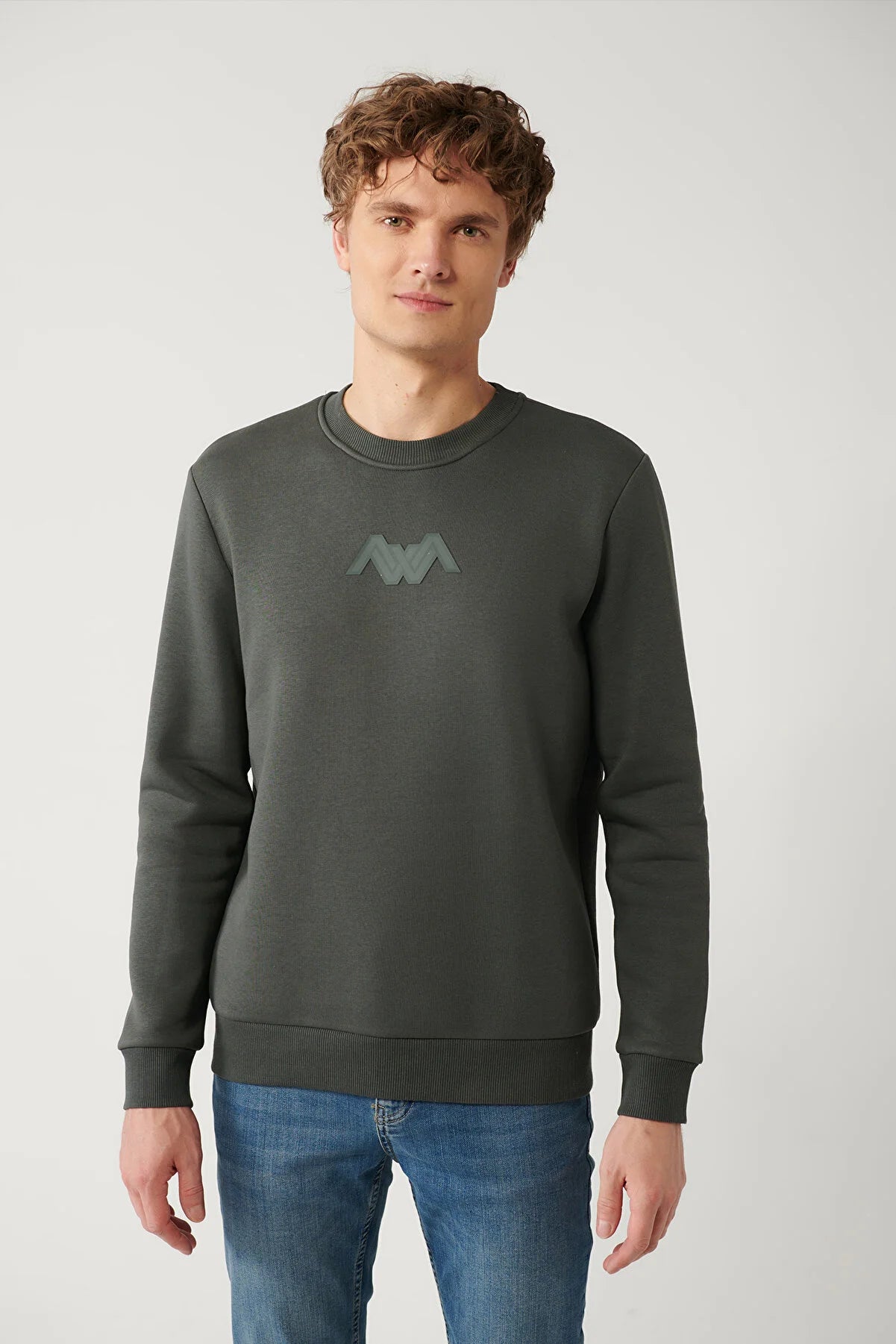 AVVA SWEATSHIRT